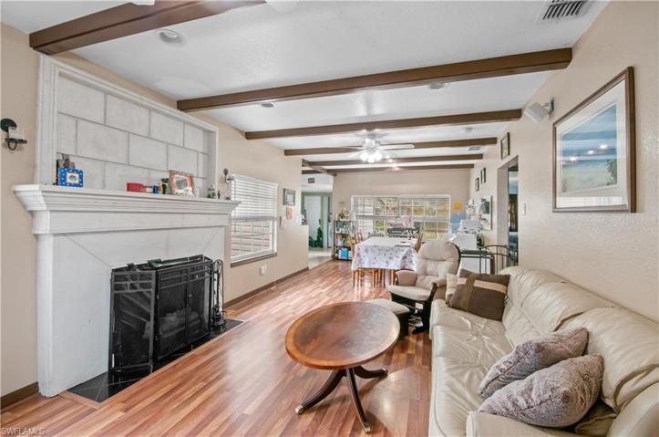 27748  Pullen  AVE, Bonita Springs, FL 34135
