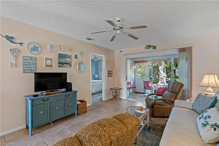 4628 SE 6th  AVE, Cape Coral, FL 33904