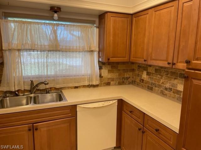19112/114  Miami  BLVD, Fort Myers, FL 33967
