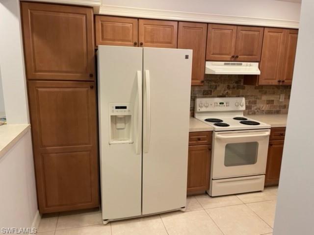 19112/114  Miami  BLVD, Fort Myers, FL 33967