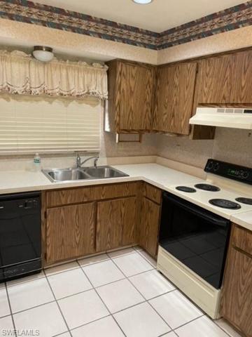 19112/114  Miami  BLVD, Fort Myers, FL 33967