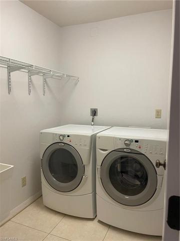 19112/114  Miami  BLVD, Fort Myers, FL 33967