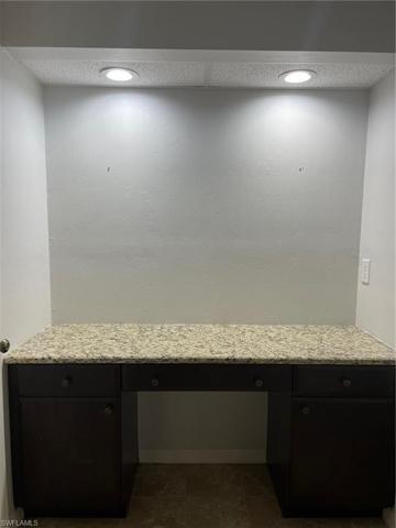 19112/114  Miami  BLVD, Fort Myers, FL 33967
