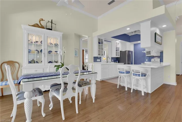 Breakfast Nook & Kitchen