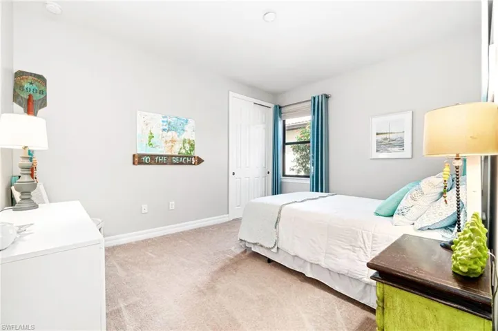 Guest bedroom #1