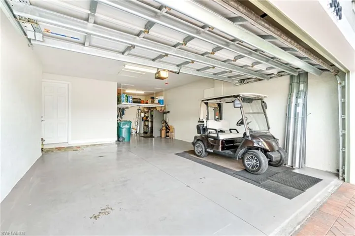 Tandem 3 car garage