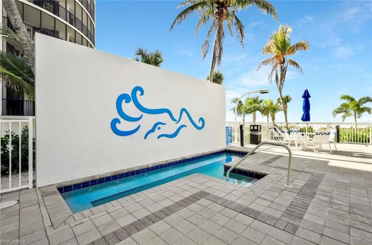 GullWing Beach Resort, ideally situated along the Gulf of Mexico with direct access to the beach and resort-style amenities.