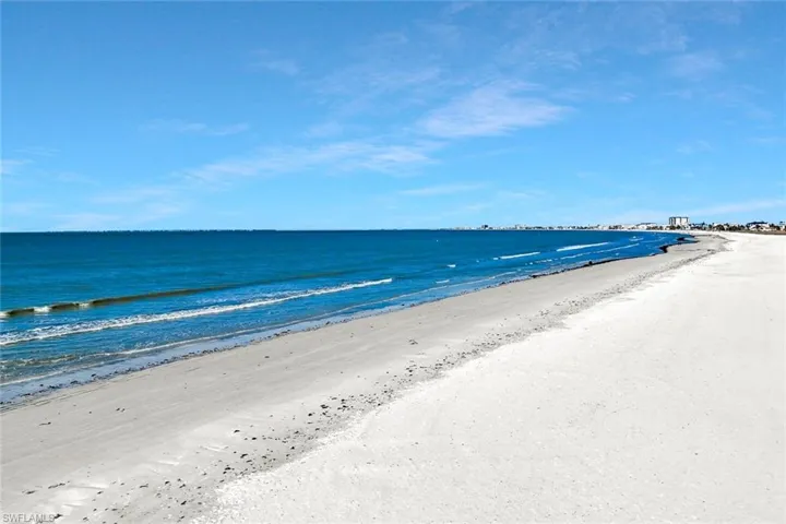 Stroll along the shoreline any time of the day!