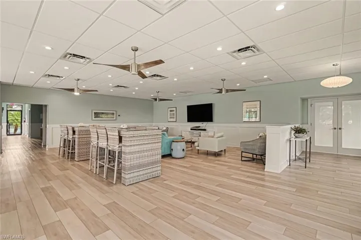 Beautifully renovated clubhouse for community
