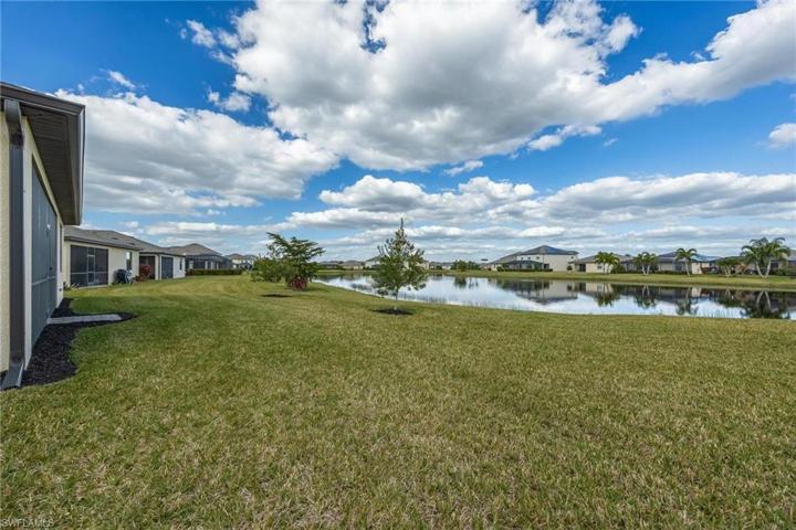 14227  Vindel  CIR, Fort Myers, FL 33905