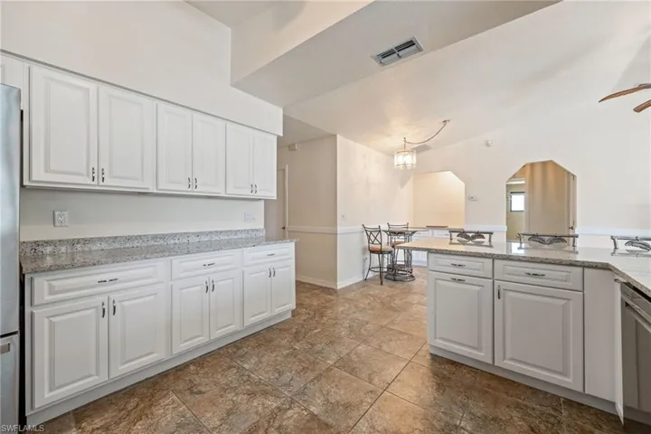 2037 Se 16th St, Cape Coral Fl 33990