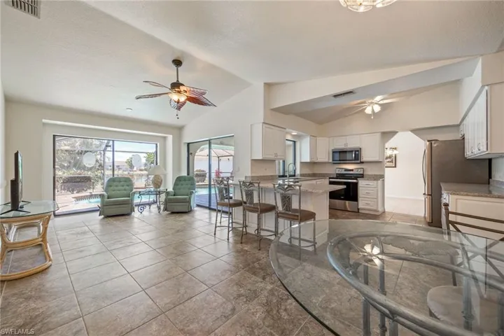 2037 Se 16th St, Cape Coral Fl 33990