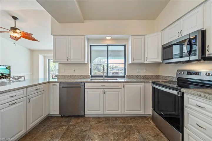 2037 Se 16th St, Cape Coral Fl 33990