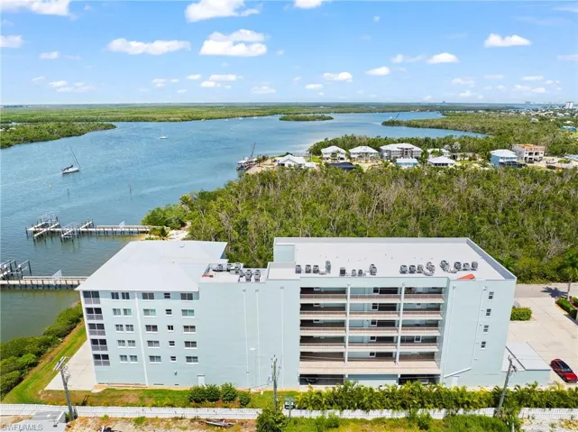 345 Mango St 605, Fort Myers Beach, Florida 33931