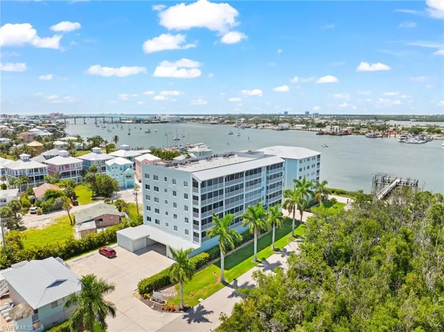 345 Mango St 605, Fort Myers Beach, Florida 33931