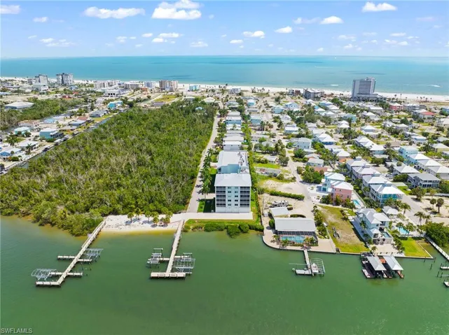 345 Mango St 605, Fort Myers Beach, Florida 33931