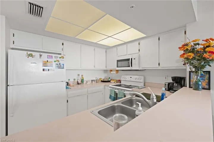 345 Mango St 605, Fort Myers Beach, Florida 33931