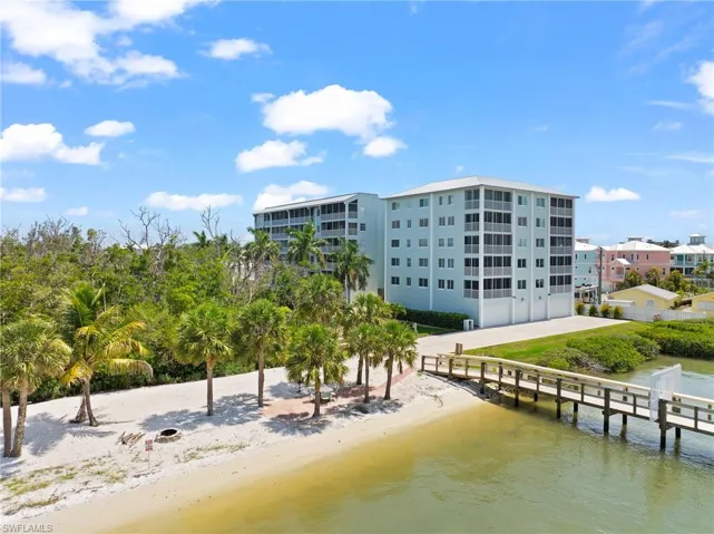 345 Mango St 605, Fort Myers Beach, Florida 33931