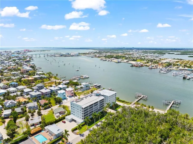 345 Mango St 605, Fort Myers Beach, Florida 33931