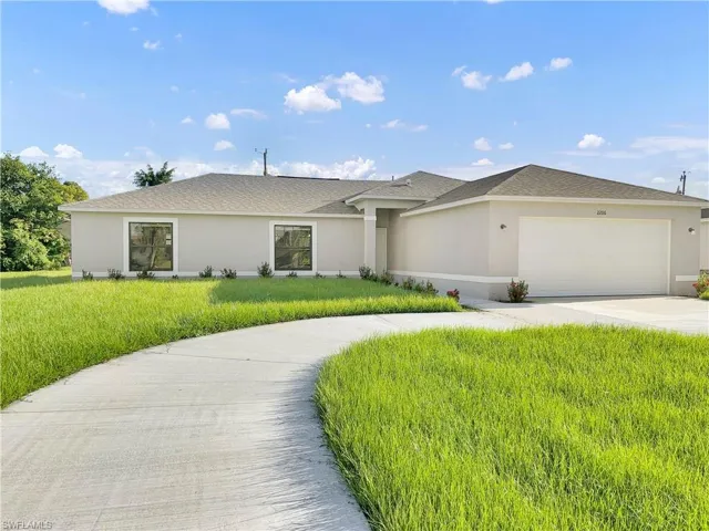 2206  Bolado  PKWY, Cape Coral, FL 33990