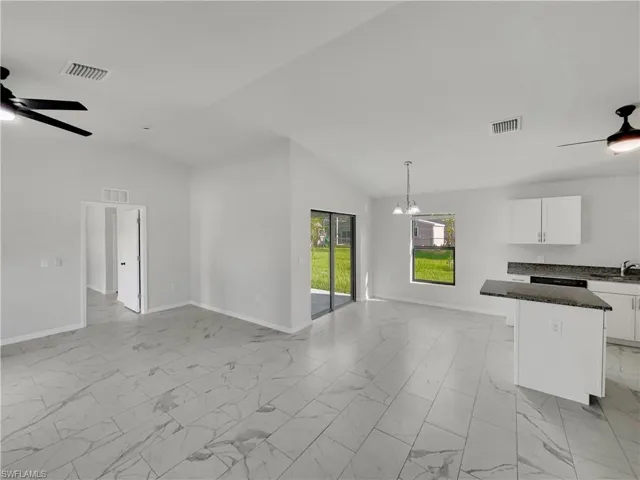 2206  Bolado  PKWY, Cape Coral, FL 33990