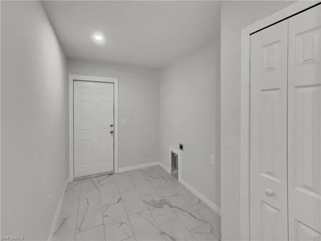 2206  Bolado  PKWY, Cape Coral, FL 33990