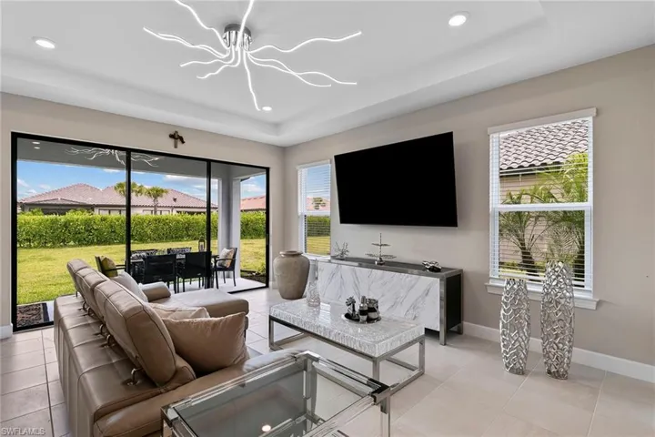 15189 Sacile St, Naples, Florida 34114