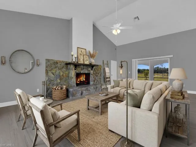 Living Room (virtual furniture)