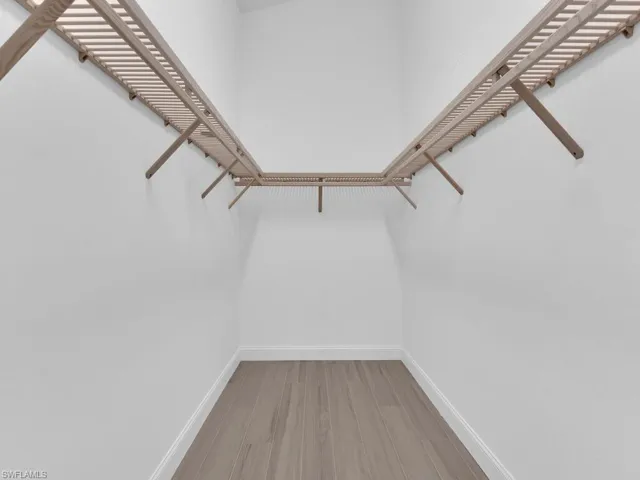 Master Suite Walk-In Closet