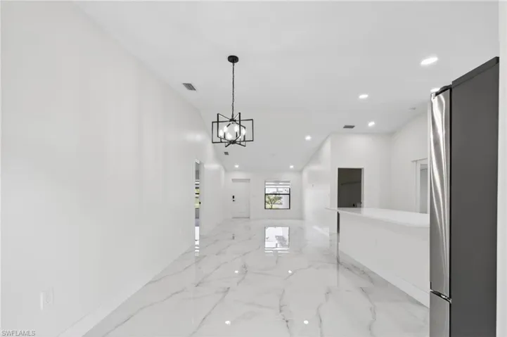 1513 Ne 13th Ave, Cape Coral, Florida 33909