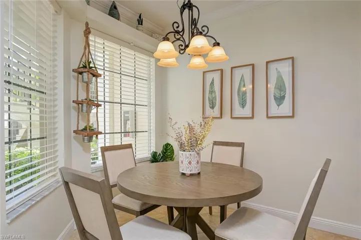 Breakfast nook