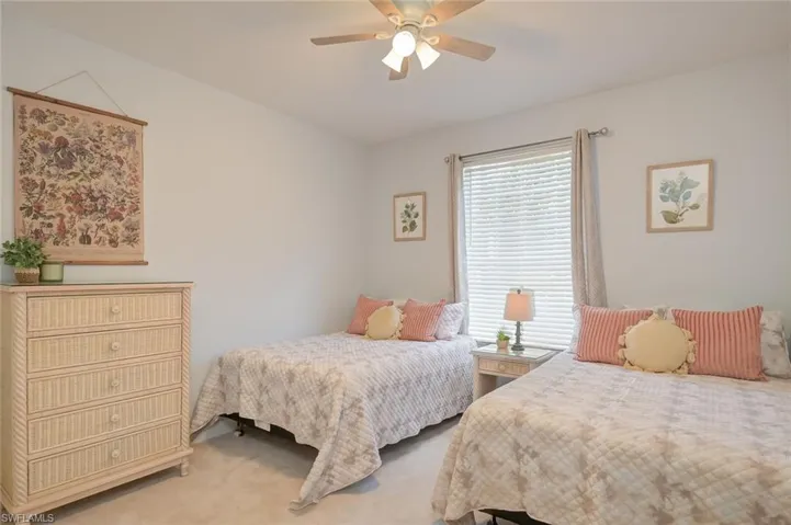 Double bedroom with two double beds