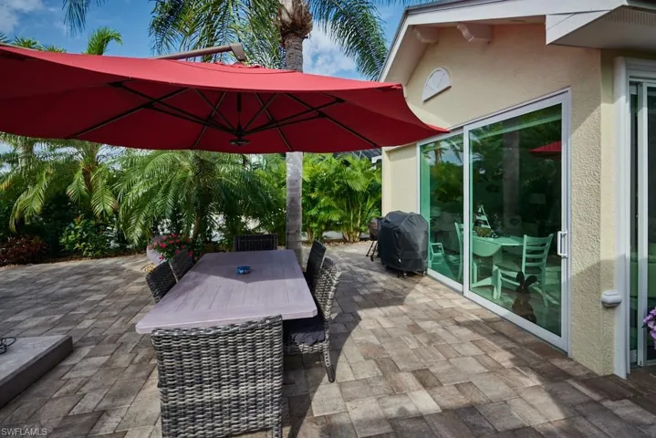 View of patio / terrace with an outdoor hangout area
