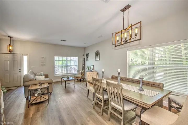 11236  Cypress Tree  CIR, Fort Myers, FL 33913