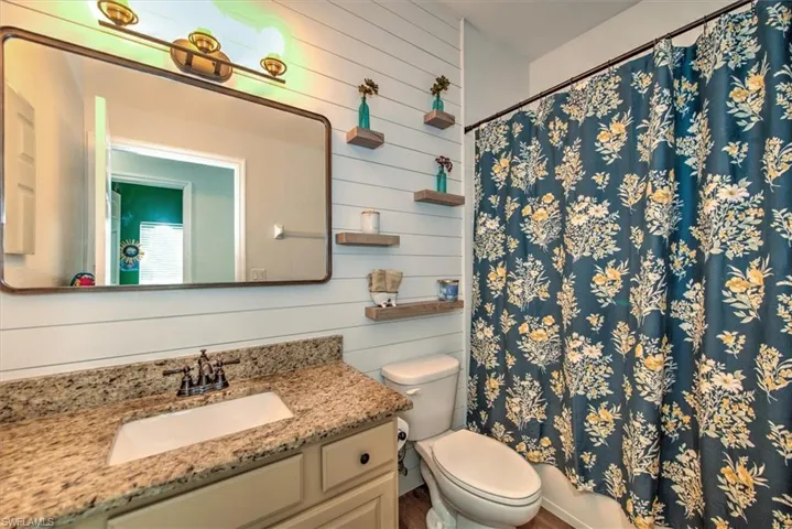 11236  Cypress Tree  CIR, Fort Myers, FL 33913