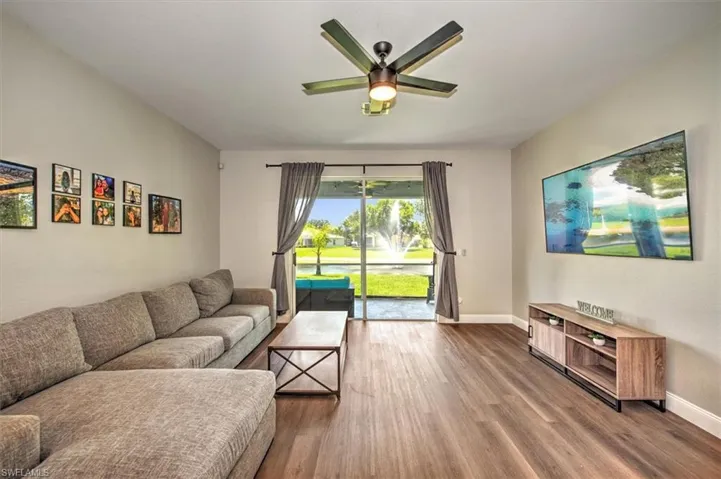 11236  Cypress Tree  CIR, Fort Myers, FL 33913