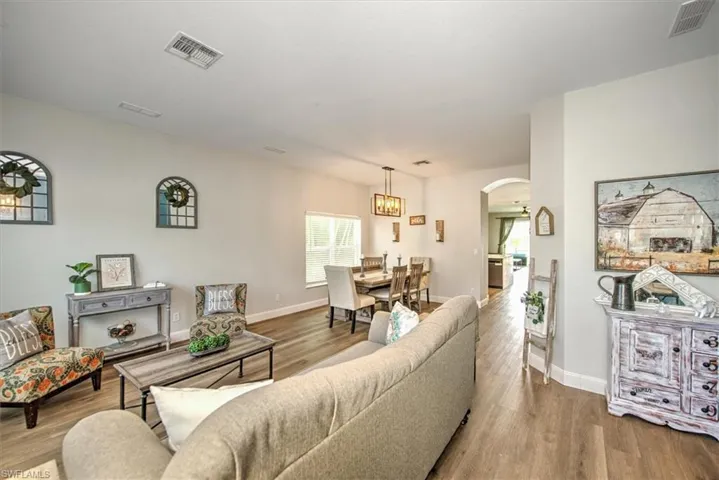 11236  Cypress Tree  CIR, Fort Myers, FL 33913