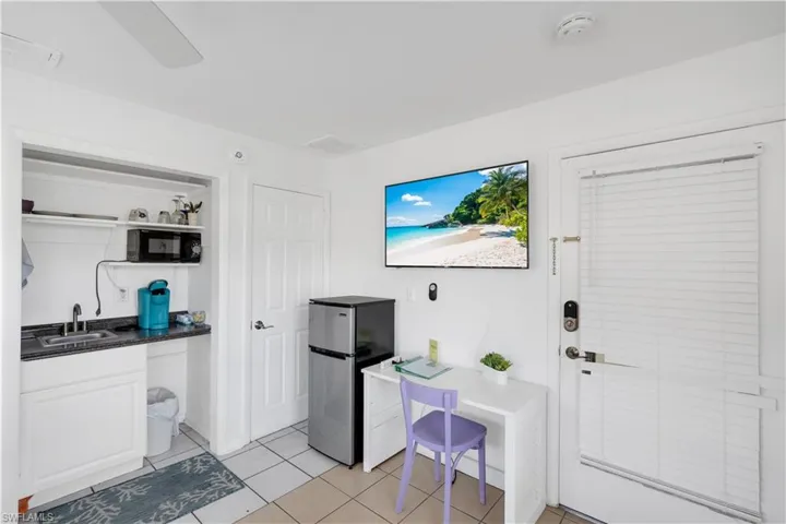 4913 Vincennes St 1, Cape Coral, Florida 33904