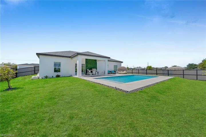 405 Nw 10th St, Cape Coral, Florida 33993