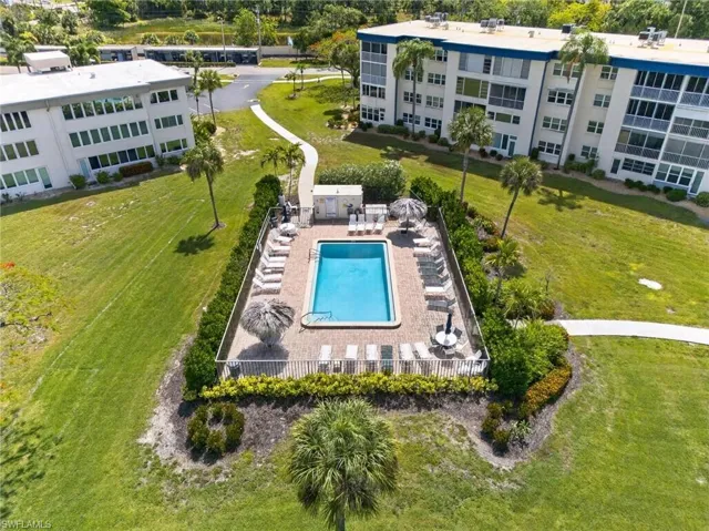 6220  Augusta  DR, Fort Myers, FL 33907