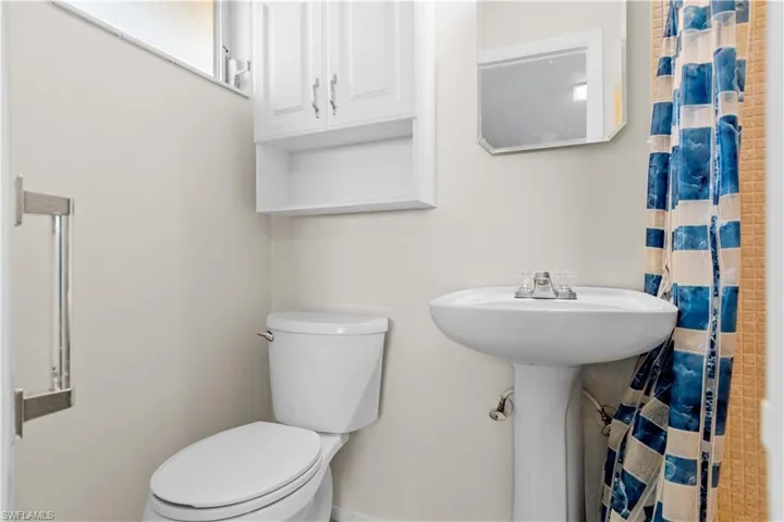 Primary bath