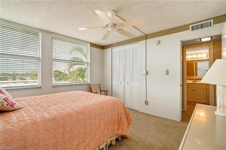 5959 Winkler Rd # 320, Fort Myers Fl 33919