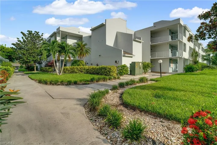 5959 Winkler Rd # 320, Fort Myers Fl 33919