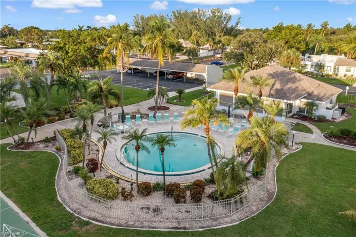 5959 Winkler Rd # 320, Fort Myers Fl 33919