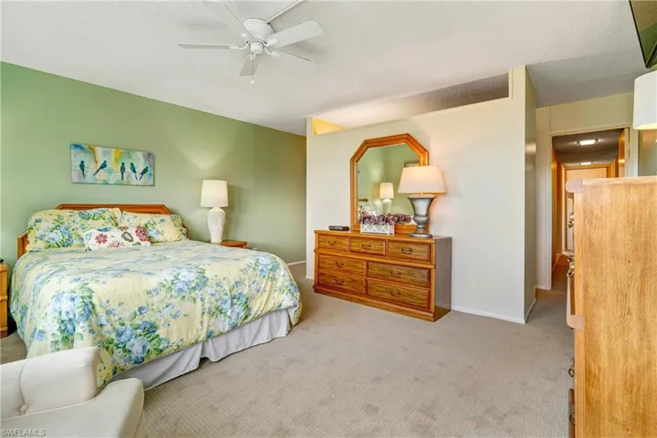 5959 Winkler Rd # 320, Fort Myers Fl 33919