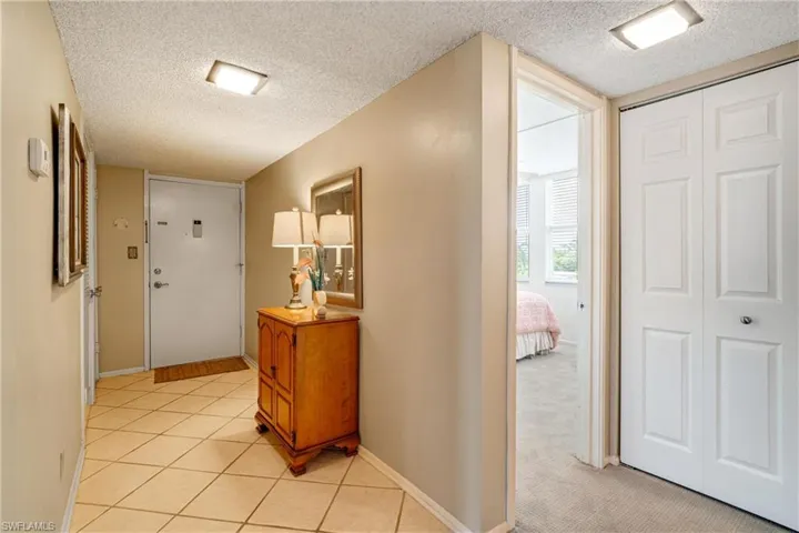5959 Winkler Rd # 320, Fort Myers Fl 33919