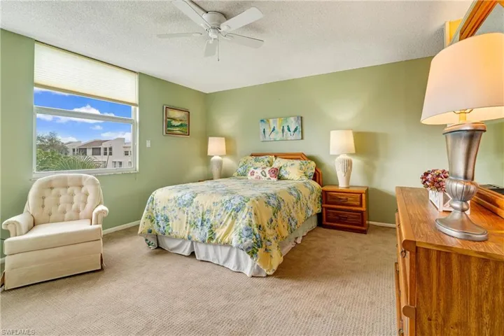 5959 Winkler Rd # 320, Fort Myers Fl 33919