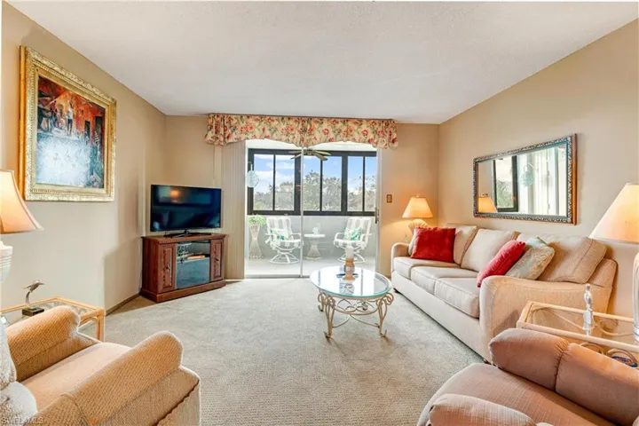 5959 Winkler Rd # 320, Fort Myers Fl 33919
