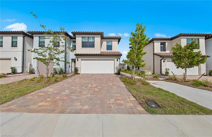 Photos are from a completed home of the same model. Options for this home may vary.