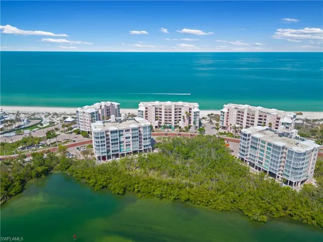 267 Barefoot Beach Blvd 204, Bonita Springs, Florida 34134
